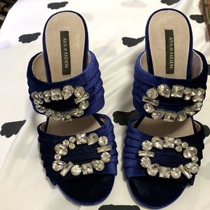 Ava & Aiden blue velvet crystal worn once. Bought from Sakssize 5